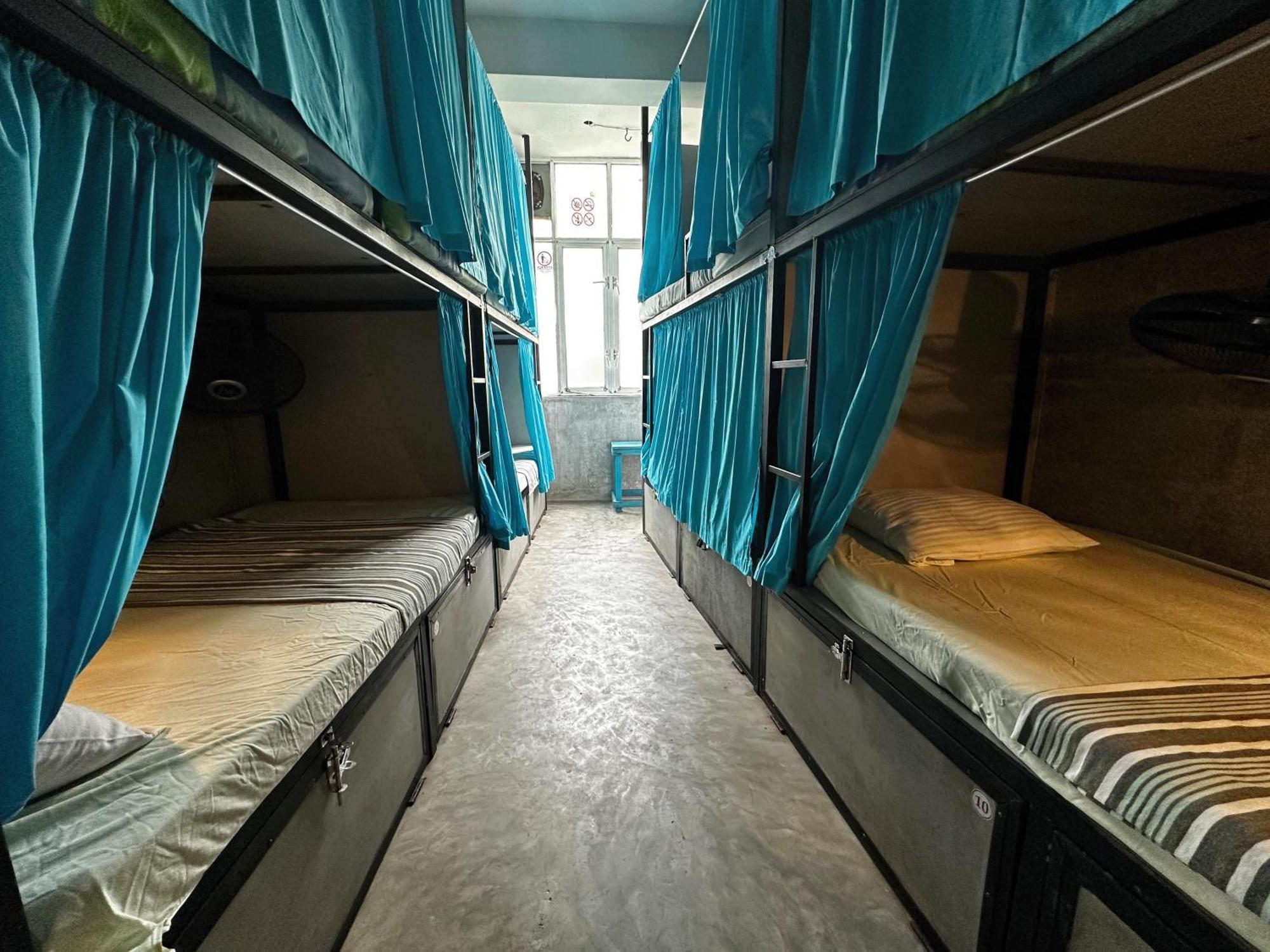 Cycling Backpacker Hostel & Cafe Unawatuna Dış mekan fotoğraf